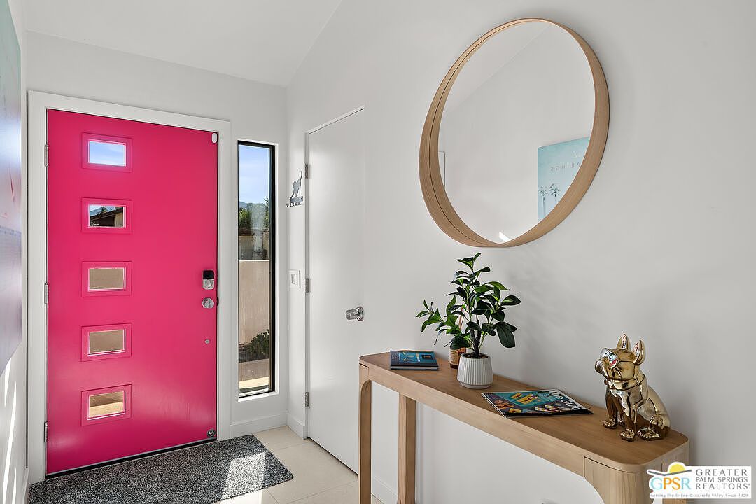 888 E El Conquistador Palm Springs, CA 92262 - Thumbnail 4