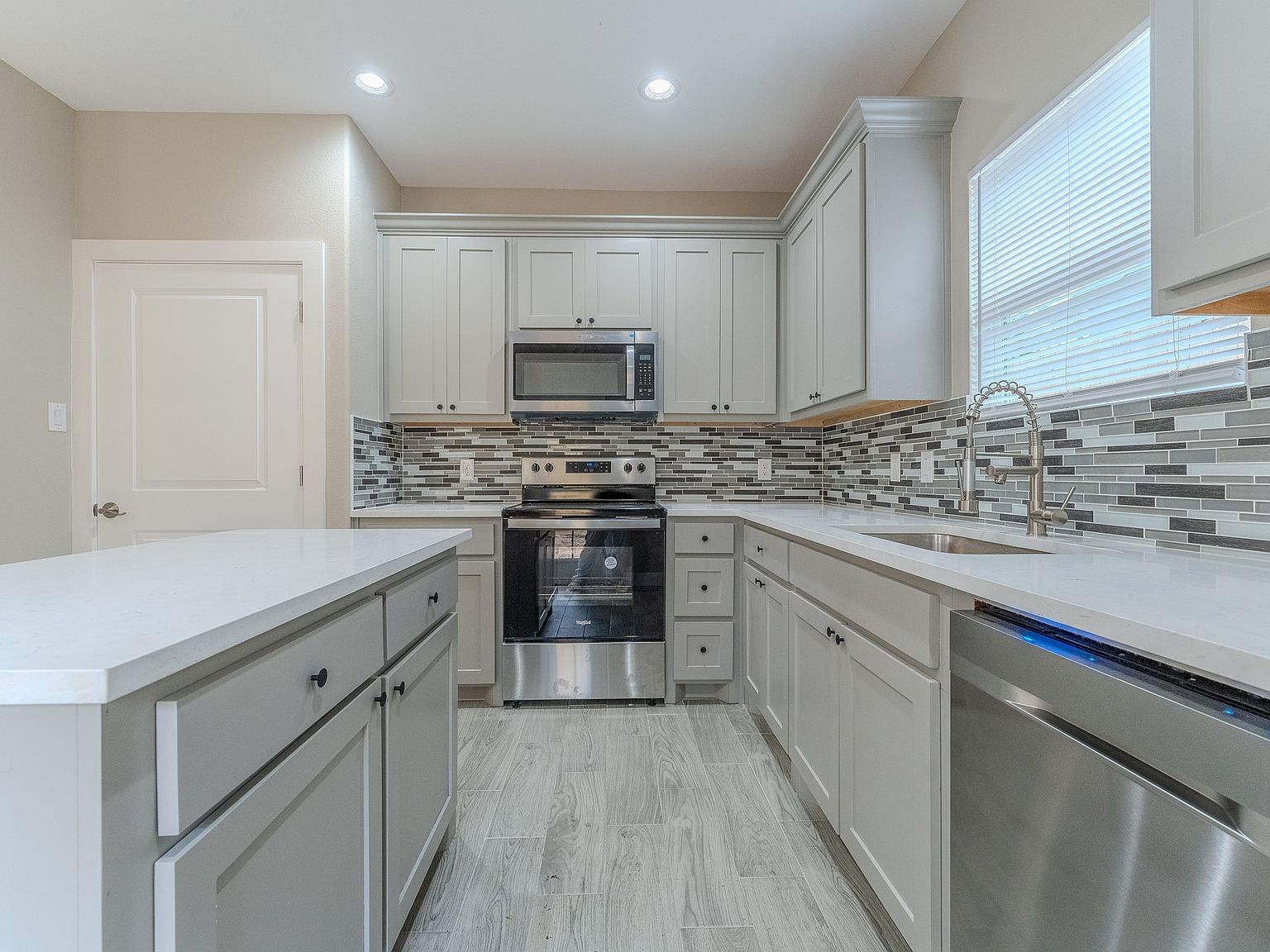 102 Buffalo Springs Rd Mabank, TX 75156 - Thumbnail 4