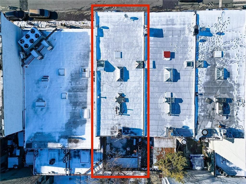 5811 5th Ave Brooklyn, NY 11220 - Thumbnail 4