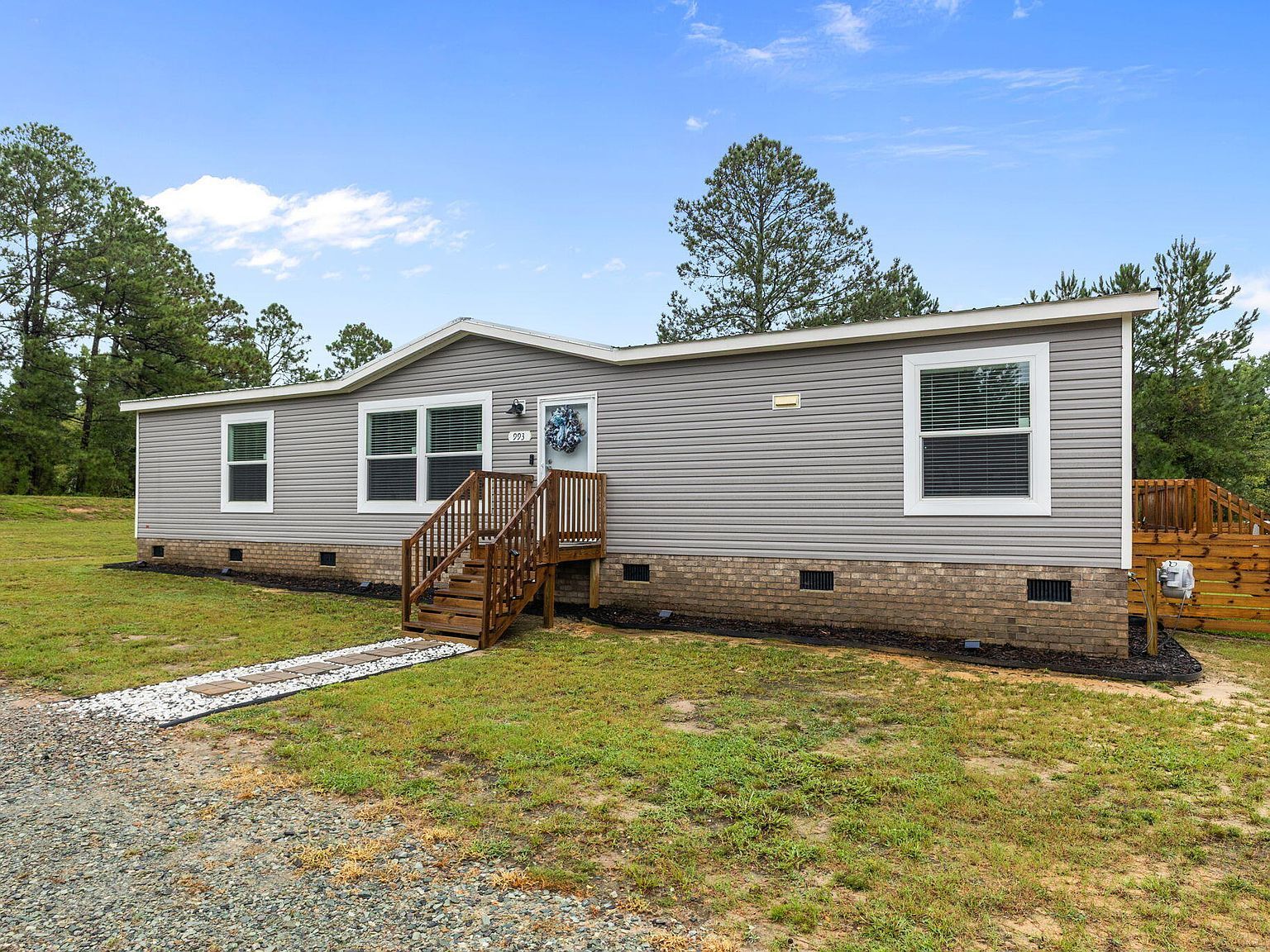 993 Grameta Ln Lillington, NC 27546 - Thumbnail 4