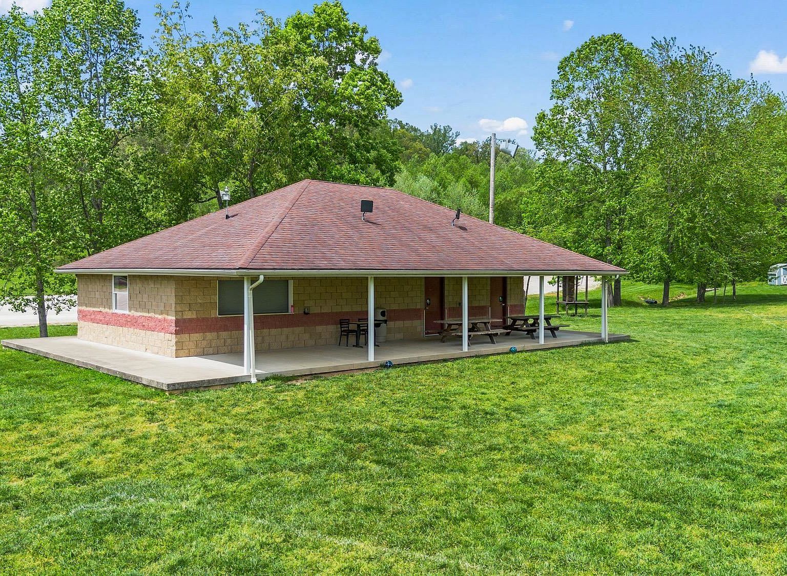 749 Diederich Blvd Russell, KY 41169 - Thumbnail 4