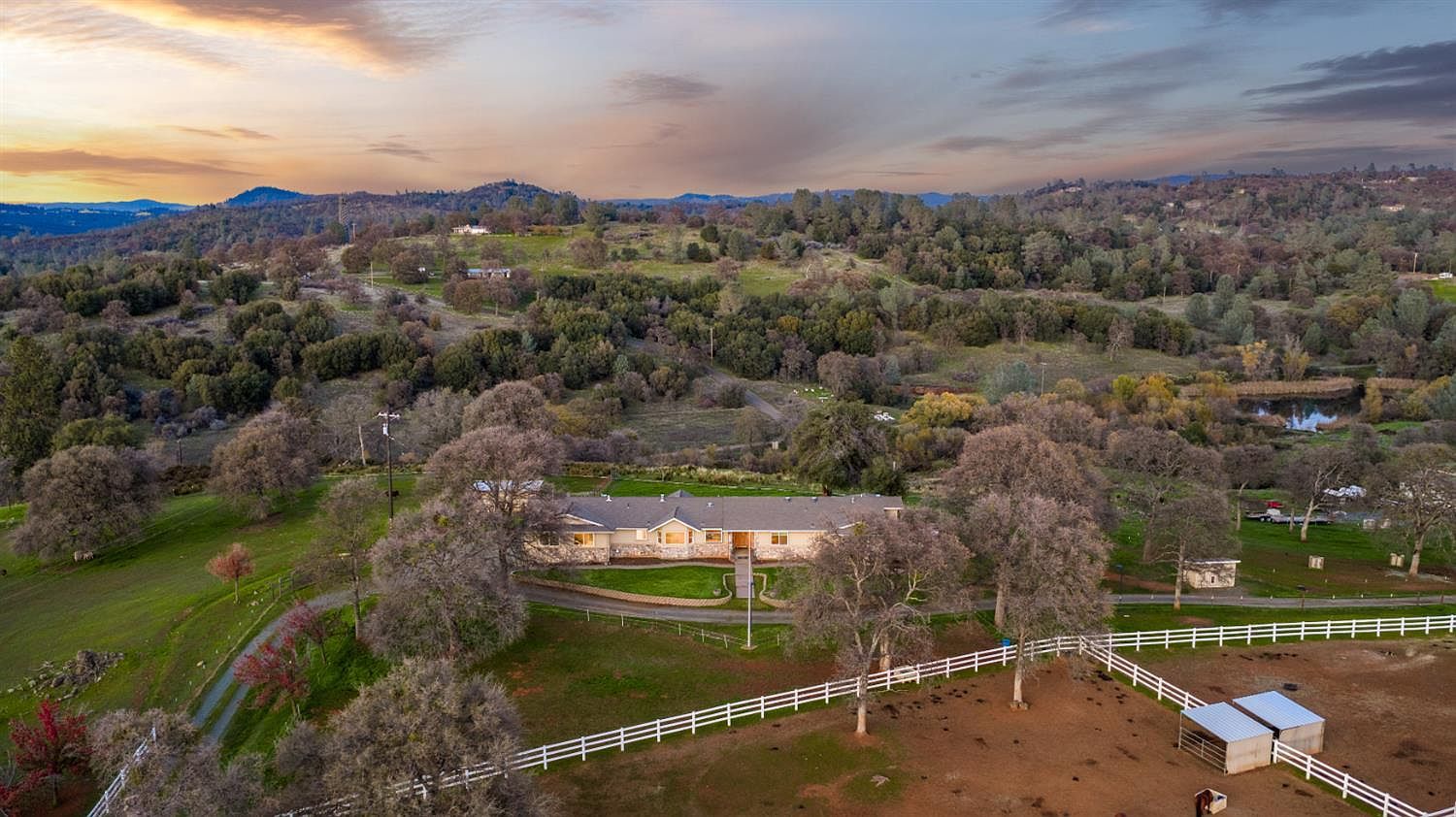 20839 Bear Hollow Rd Grass Valley, CA 95949 - Thumbnail 4