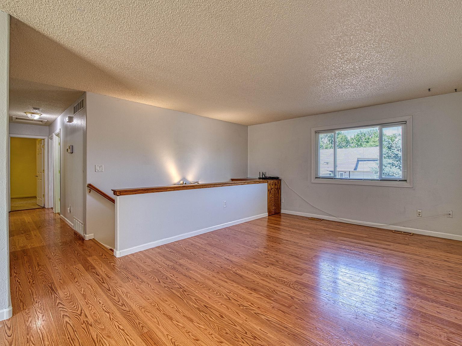 3201 Watsabaugh Dr Gillette, WY 82718 - Thumbnail 4