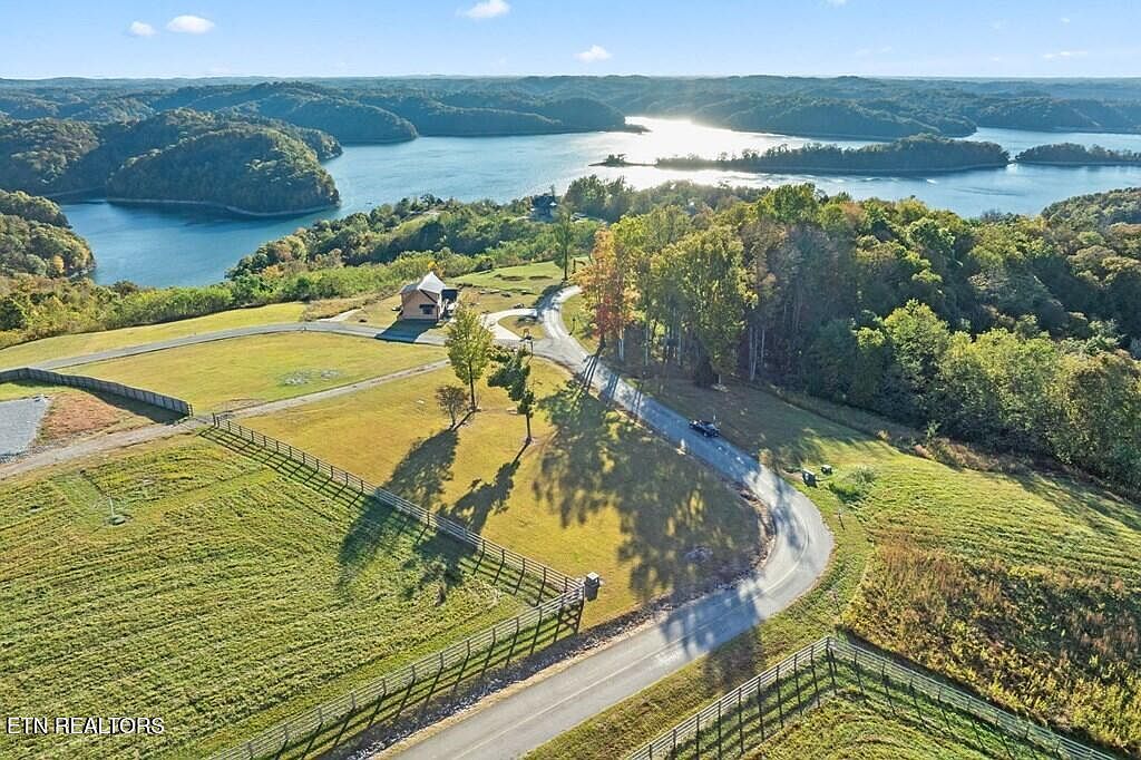 Bald Eagle Ln Hilham, TN 38568 - Thumbnail 4