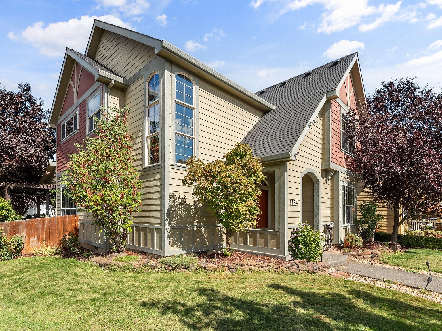 1134 Steamboat Dr Central Pt, OR 97502 - Thumbnail 4