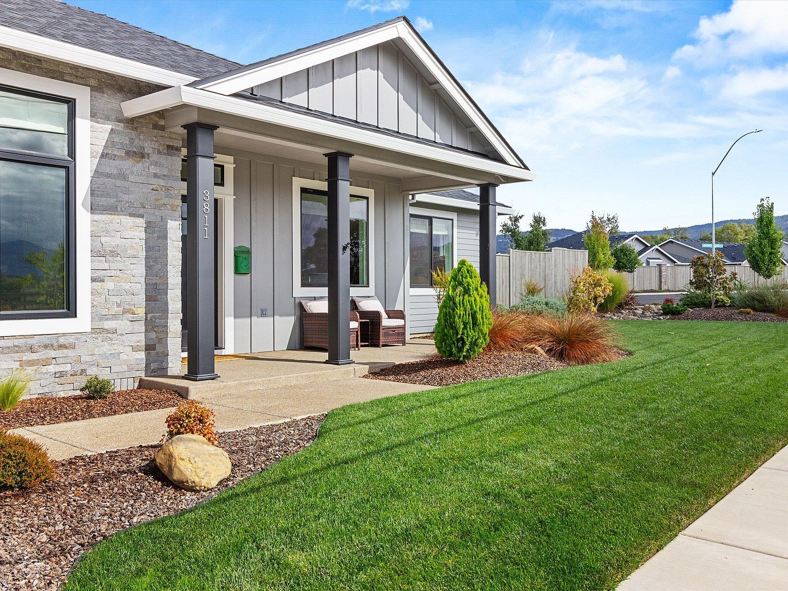 3811 Coal Mine Rd Medford, OR 97504 - Thumbnail 4