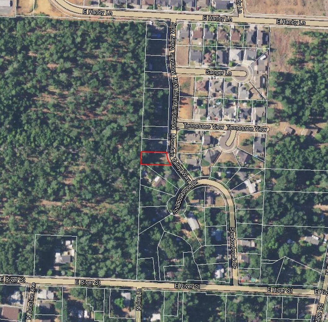 272 Mountain Valley Way Cave Junction, OR 97523 - Thumbnail 4