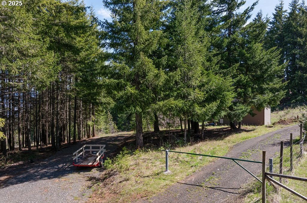 5369 York Hill Dr Hood River, OR 97031 - Thumbnail 4