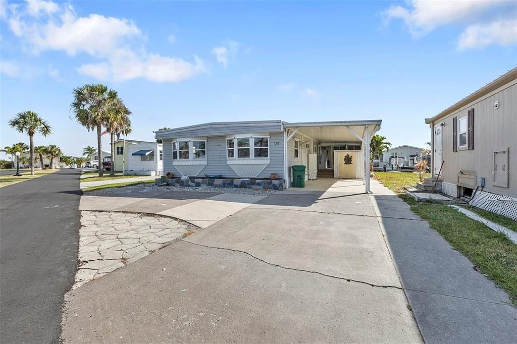 3212 Coquina Esplanade Punta Gorda, FL 33982 - Thumbnail 4