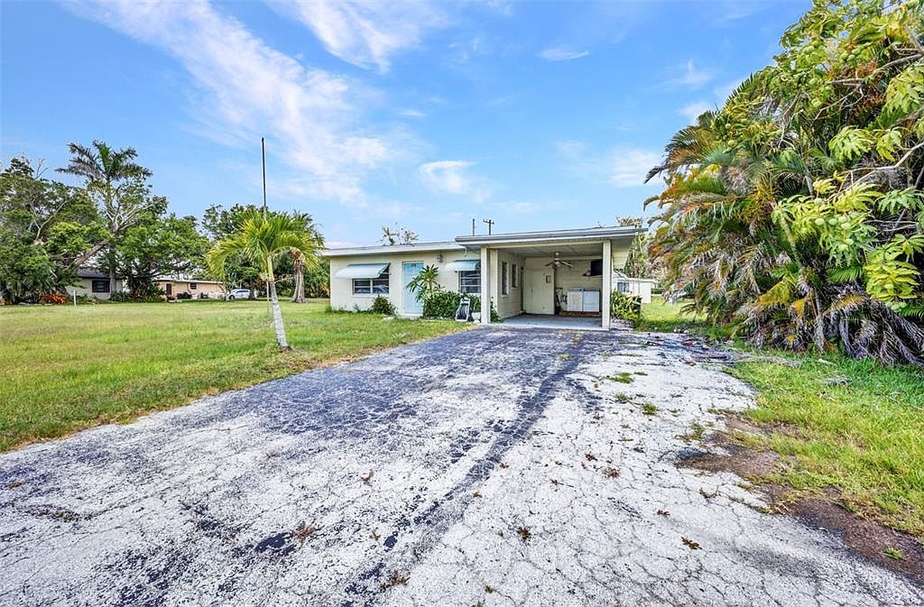 426 Burland St Punta Gorda, FL 33950 - Thumbnail 4