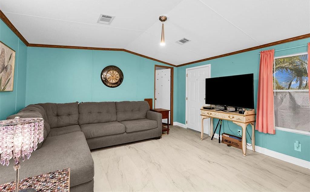 6128 Padula St Punta Gorda, FL 33950 - Thumbnail 4