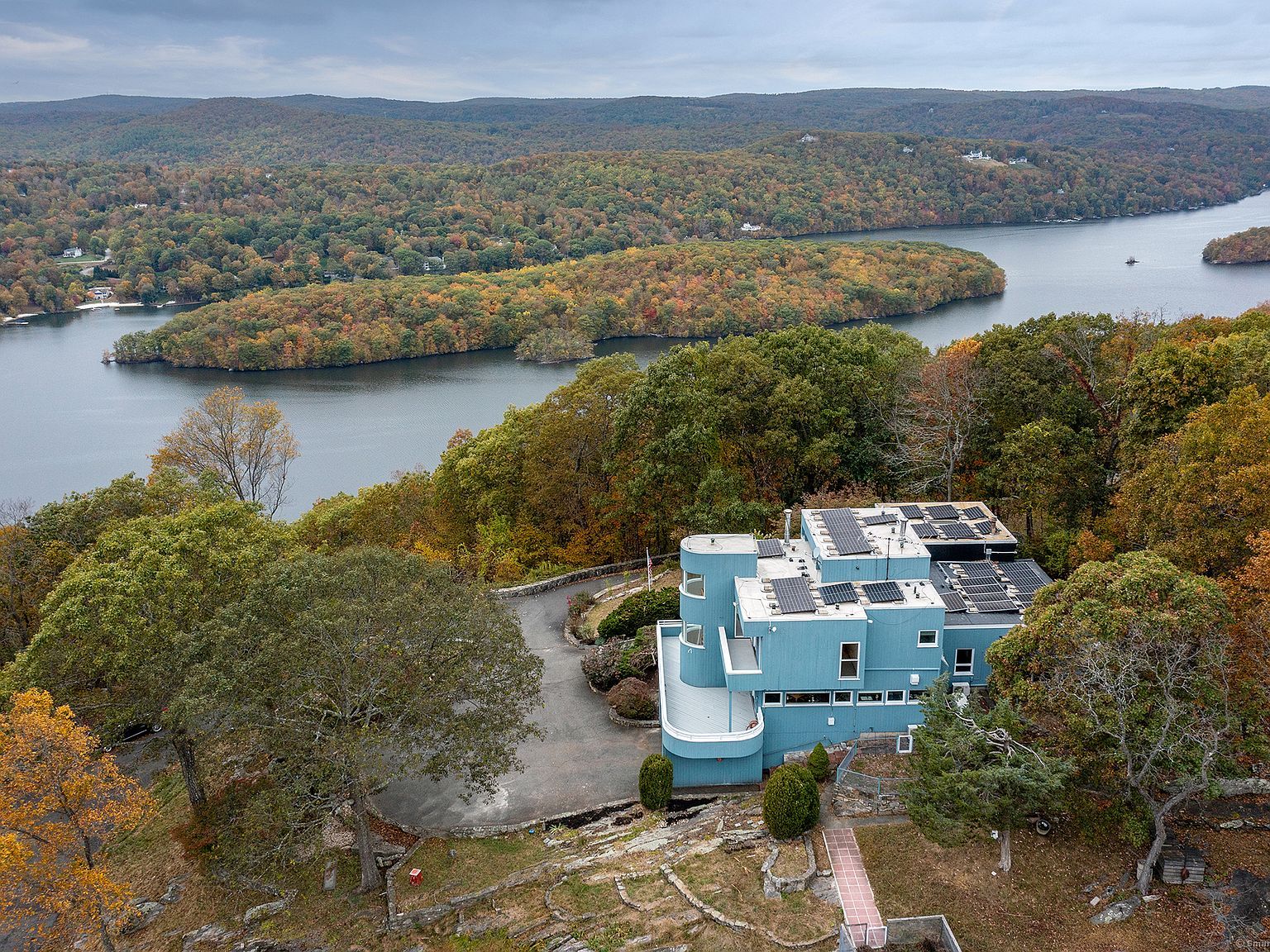 35 Skyline Dr Sherman, CT 06784 - Thumbnail 4