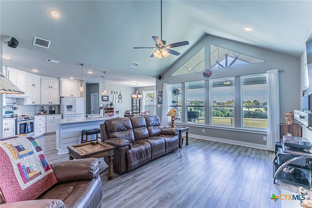 119 Lakewood Dr Gatesville, TX 76528 - Thumbnail 4