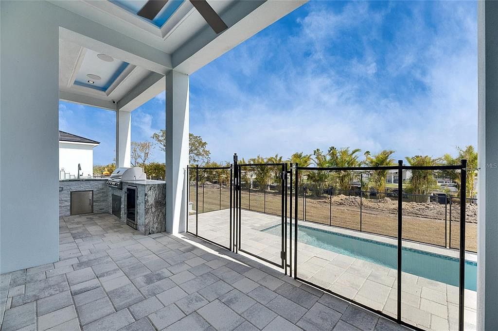 6538 Simone Shores Cir Apollo Beach, FL 33572 - Thumbnail 4