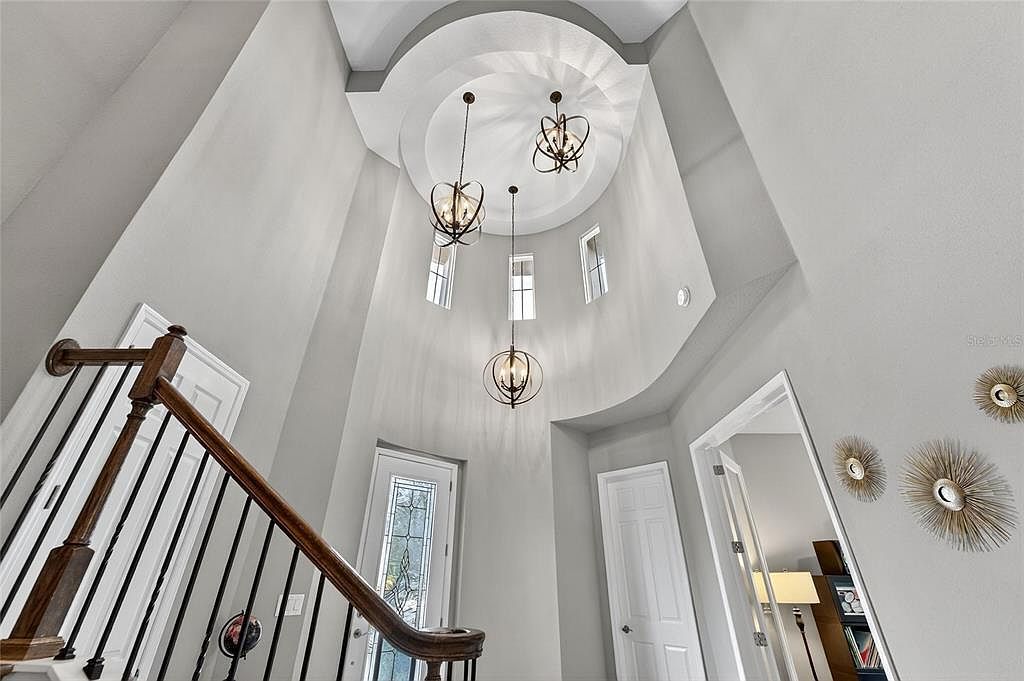 6307 Brevada Ln Apollo Beach, FL 33572 - Thumbnail 4