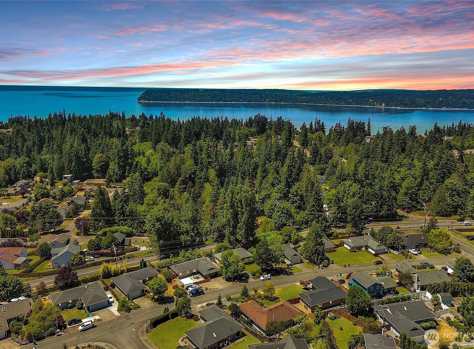 8851 48th Pl W Mukilteo, WA 98275 - Thumbnail 4