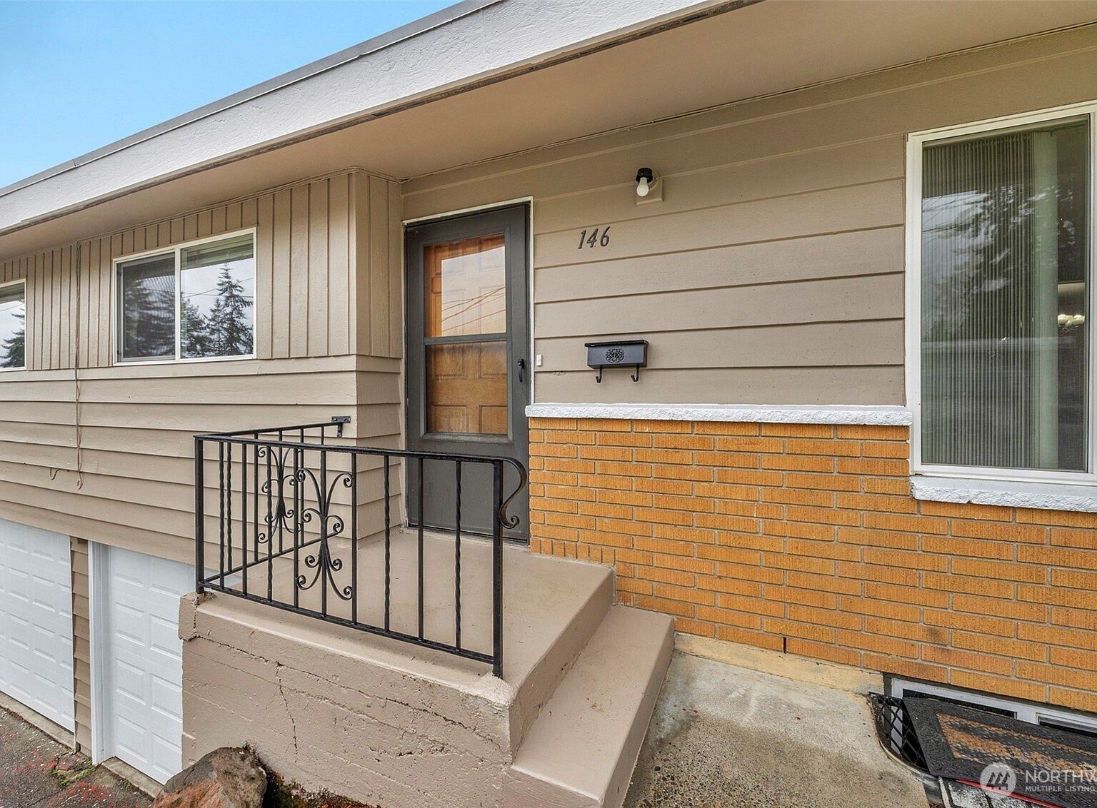 146 NE 165th St Shoreline, WA 98155 - Thumbnail 4