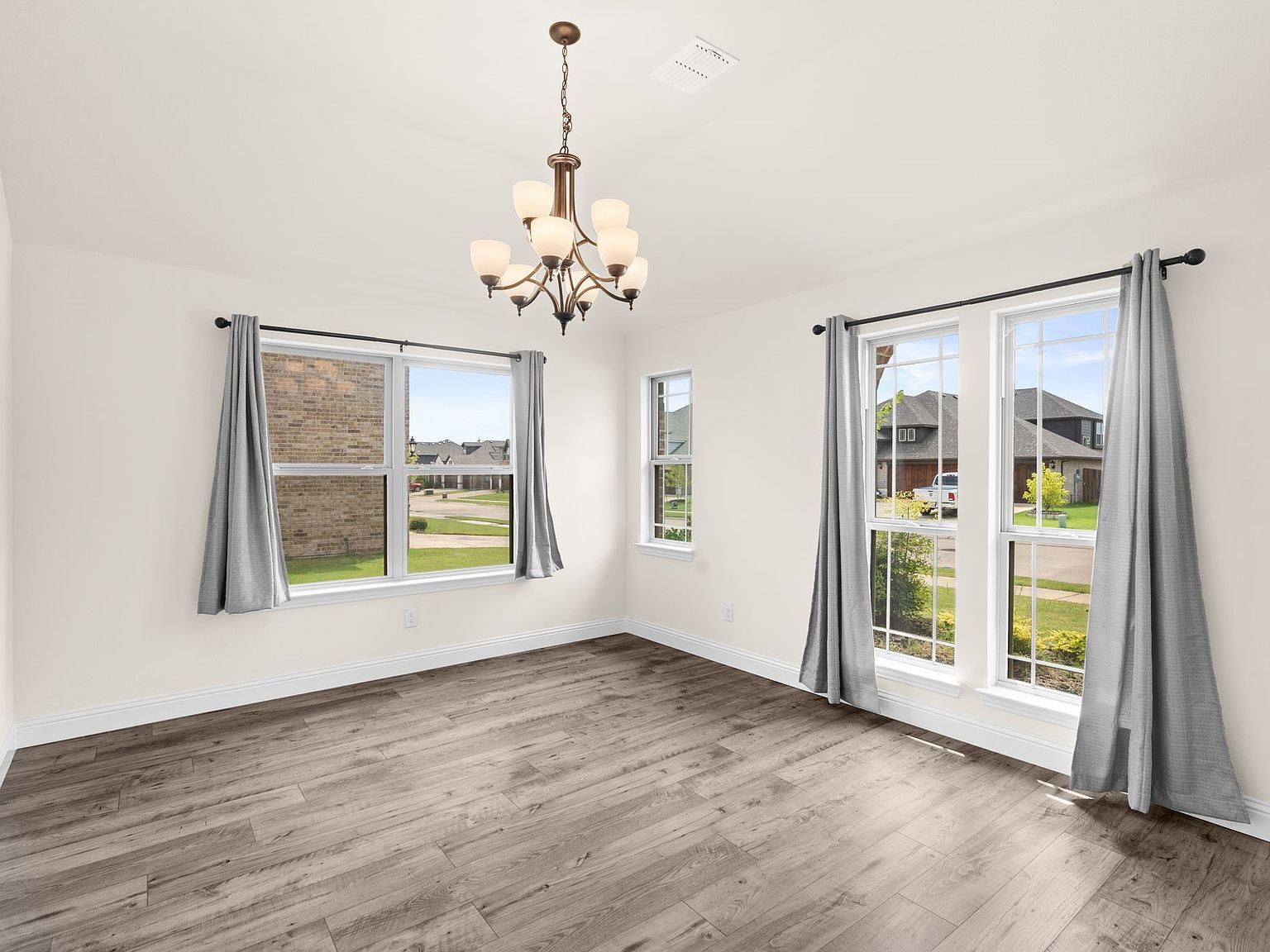 190 Half Moon Dr Waxahachie, TX 75165 - Thumbnail 4