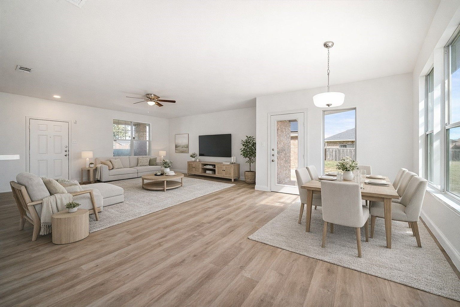 908 Wintergreen Rd Lancaster, TX 75134 - Thumbnail 4