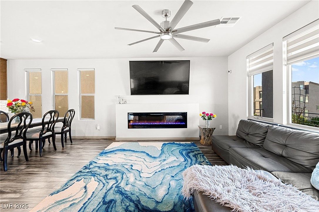 8011 Haywood Estate Ave Las Vegas, NV 89113 - Thumbnail 4