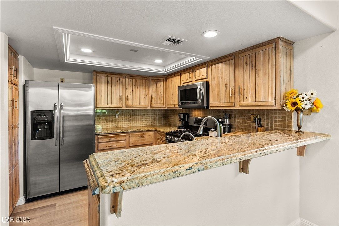 7363 Mission Hills Dr Las Vegas, NV 89113 - Thumbnail 4