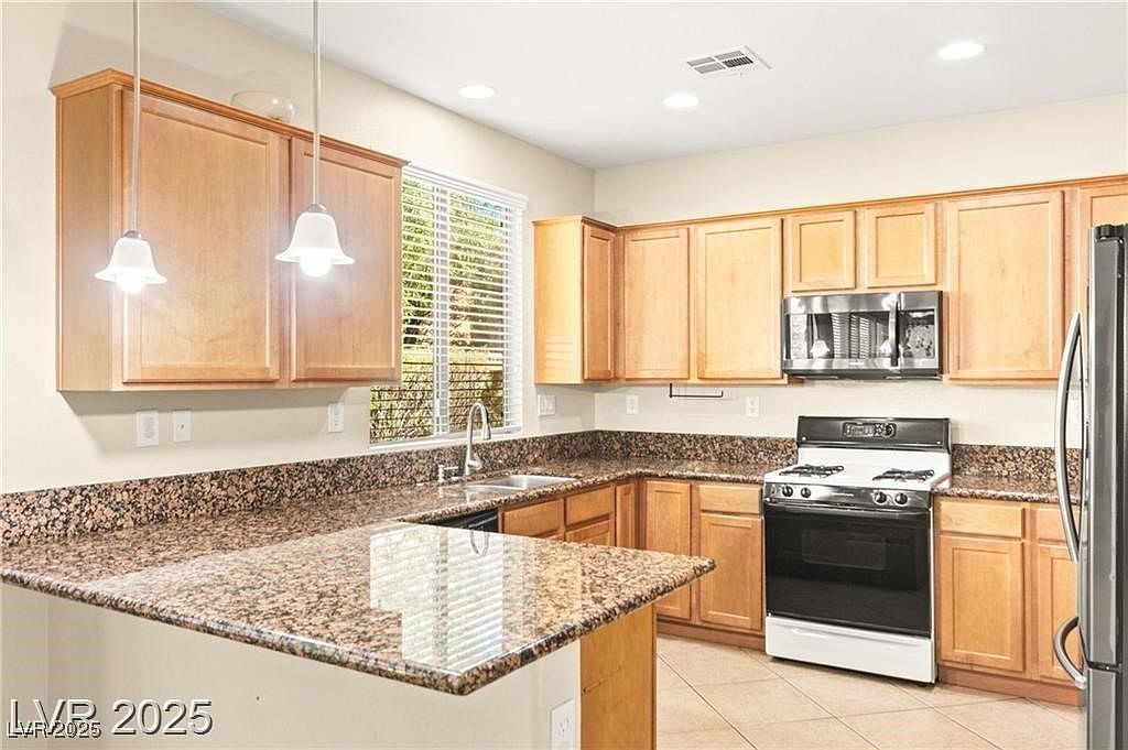 10568 Peach Creek St Las Vegas, NV 89179 - Thumbnail 4