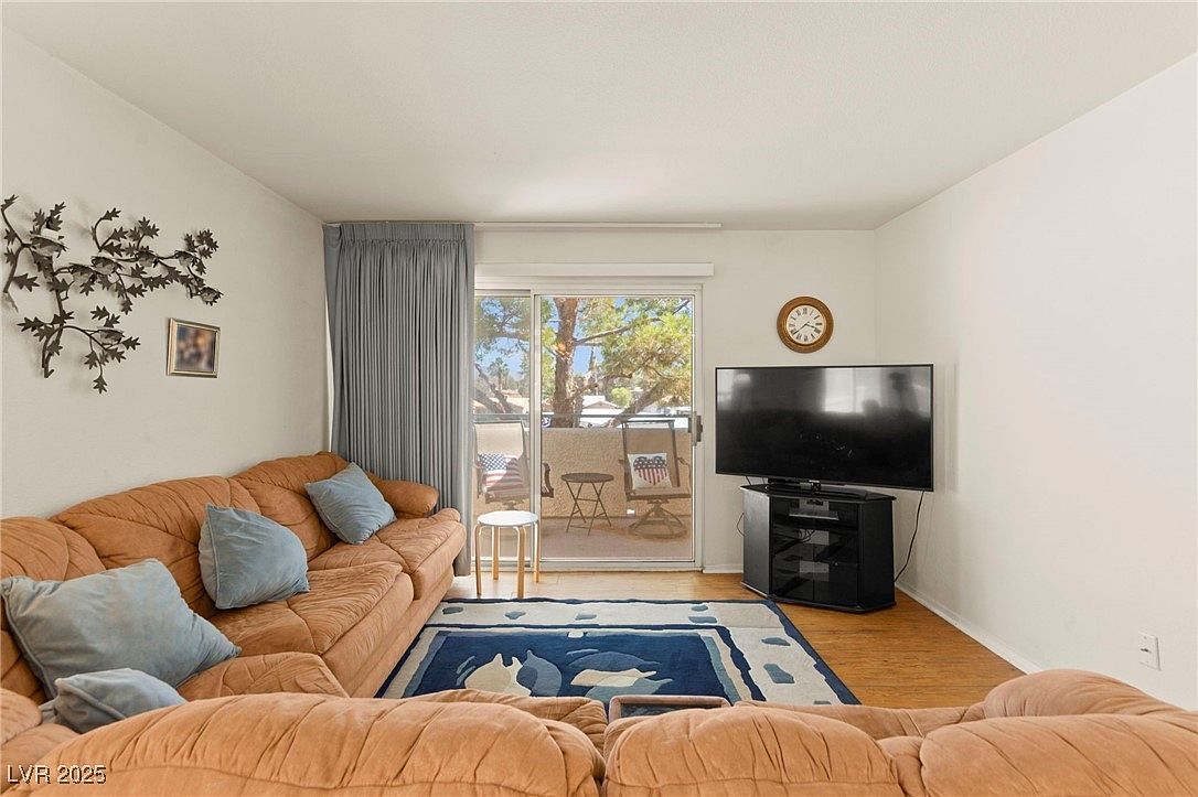 3152 Tarpon Dr UNIT 203 Las Vegas, NV 89120 - Thumbnail 4