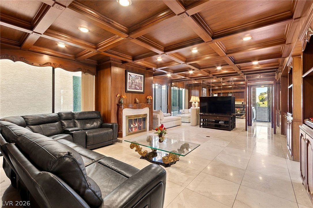 2834 Queens Courtyard Dr Las Vegas, NV 89109 - Thumbnail 4