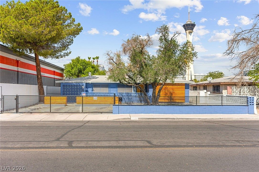2312 S 6th St Las Vegas, NV 89104 - Thumbnail 4