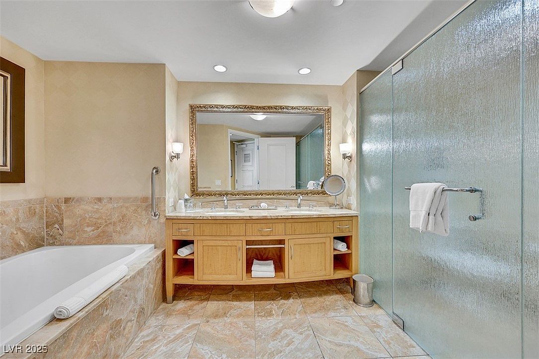 2000 N Fashion Show Dr Unit 2514 Las Vegas, NV 89109 - Thumbnail 4