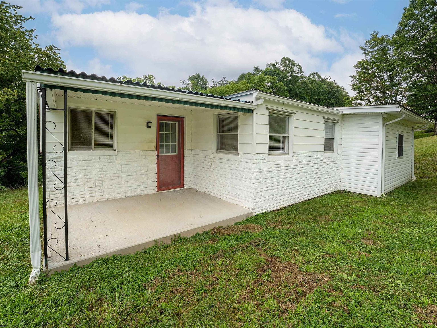 2120 Davis St Fairmont, WV 26554 - Thumbnail 4