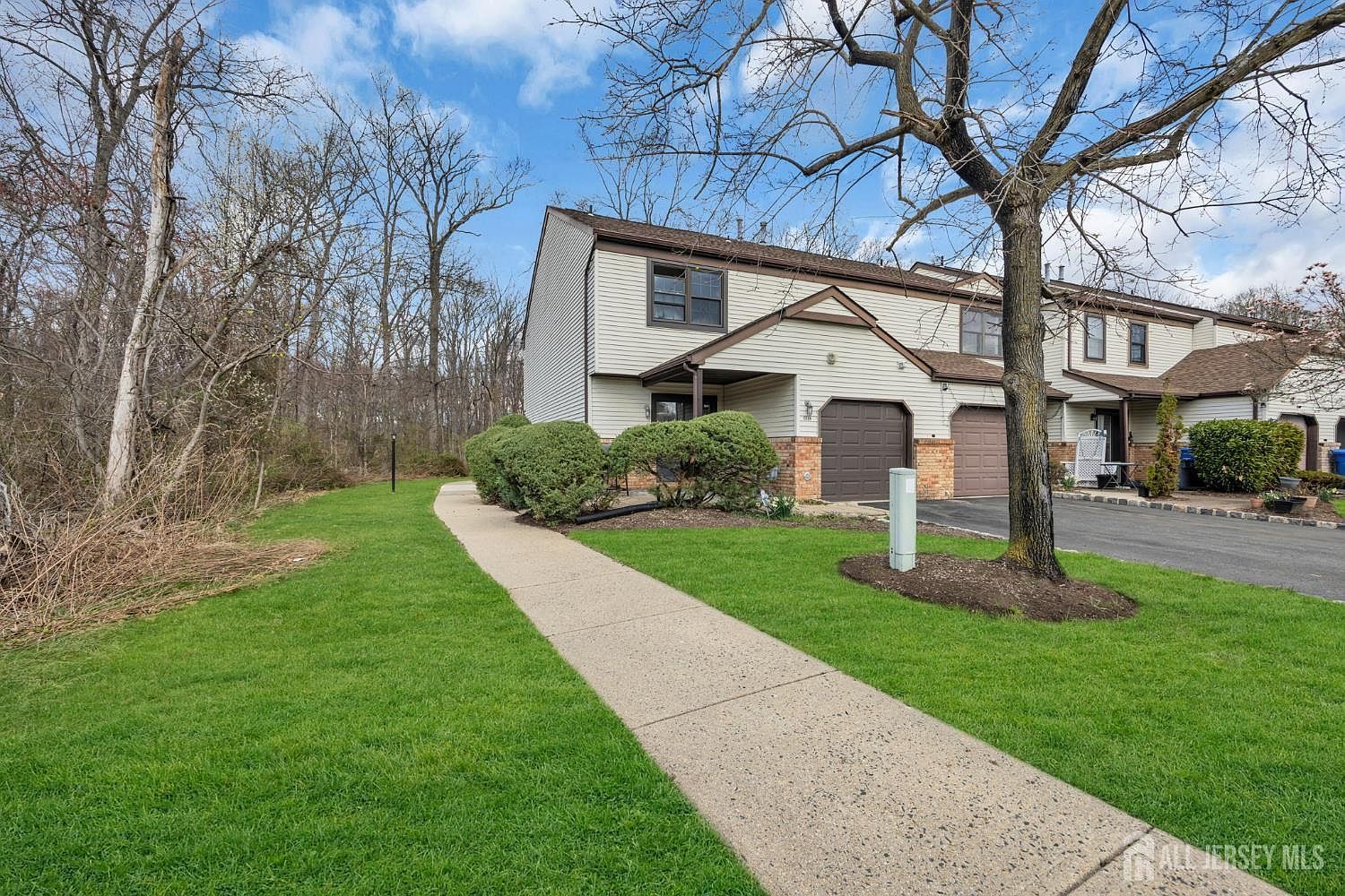 1335 Tupelo Ct North Brunswick, NJ 08902 - Thumbnail 4