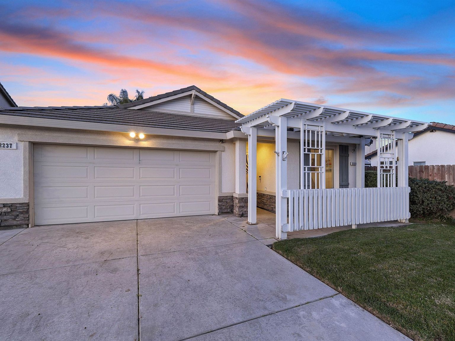 2237 Clock Tower Ct Riverbank, CA 95367 - Thumbnail 4