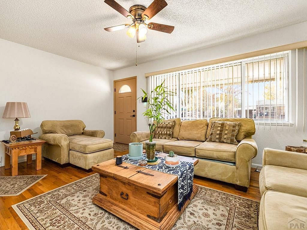 2570 Hollywood Dr Pueblo, CO 81005 - Thumbnail 4