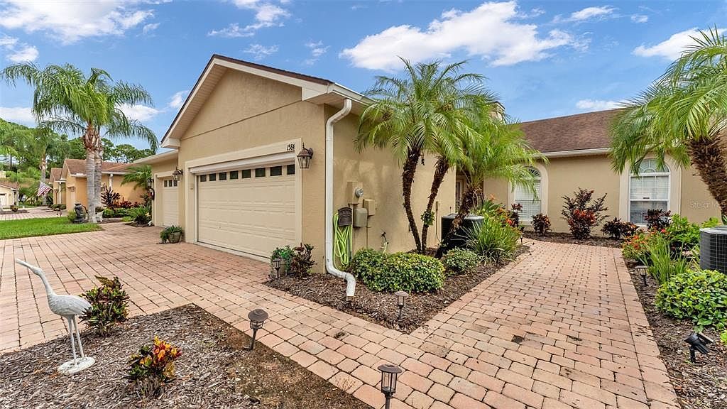 1584 Vienna Square Dr Winter Haven, FL 33884 - Thumbnail 4