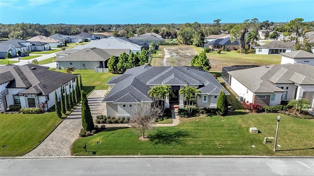 6527 Emerald Woods Ln Lakeland, FL 33813 - Thumbnail 4