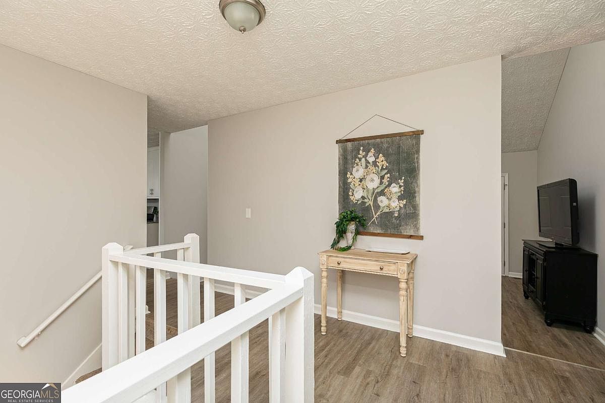 411 Allatoona Trl Woodstock, GA 30189 - Thumbnail 4