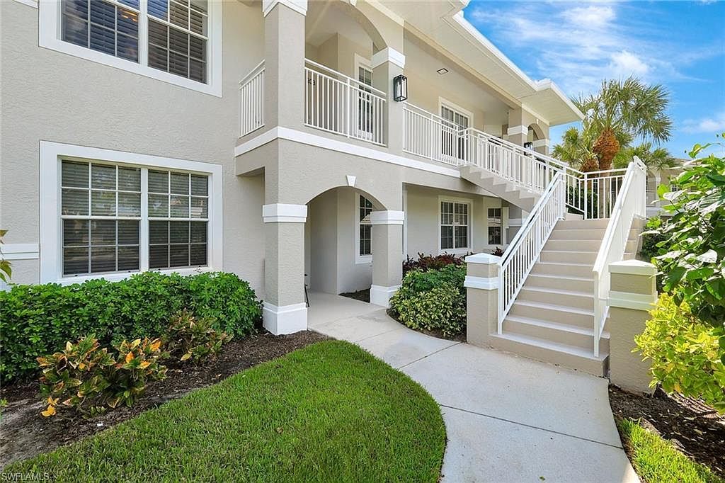 2300 Carrington Ct APT 203 Naples, FL 34109 - Thumbnail 4