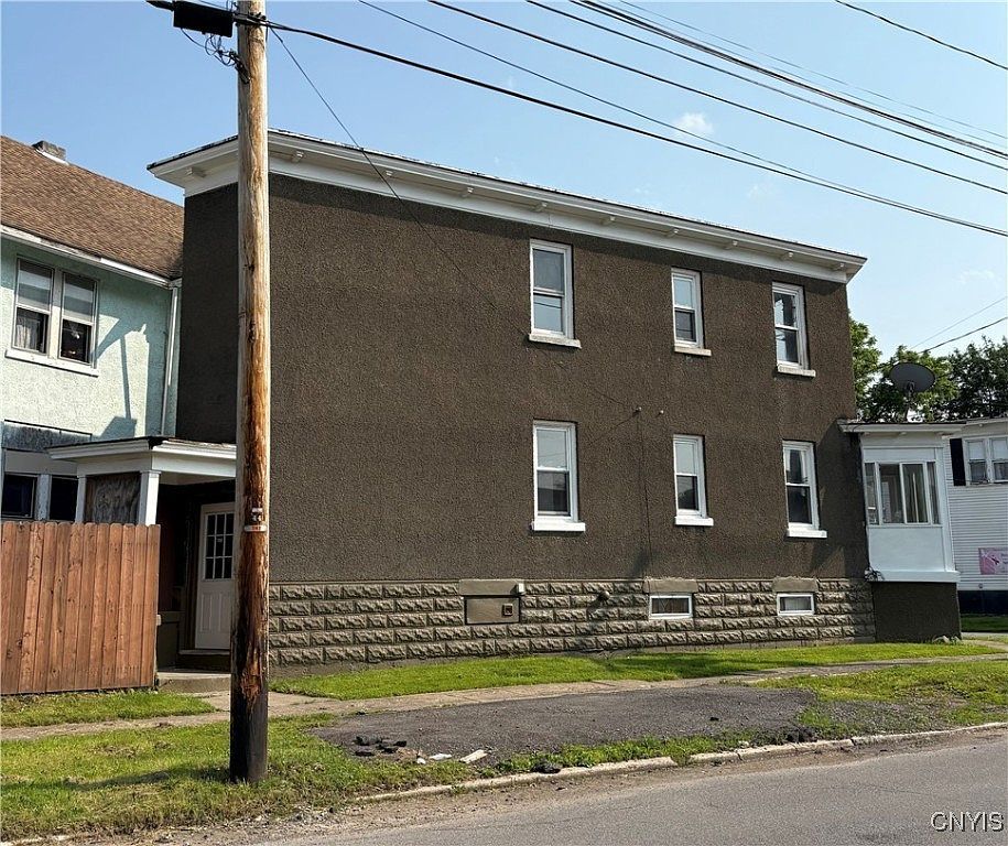 918 Shaw St Utica, NY 13502 - Thumbnail 4