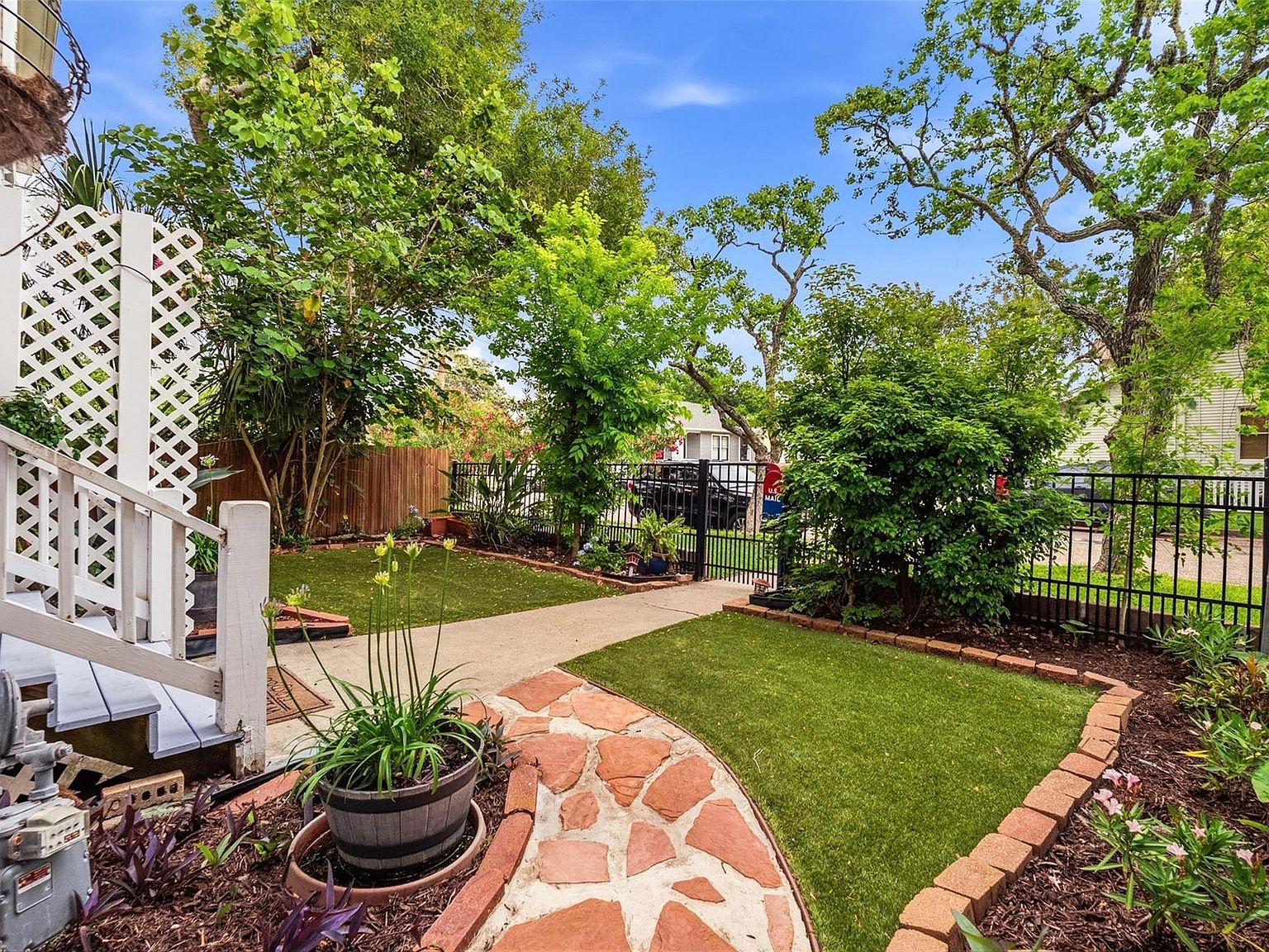 3826 Avenue O 1/2 Galveston, TX 77550 - Thumbnail 4