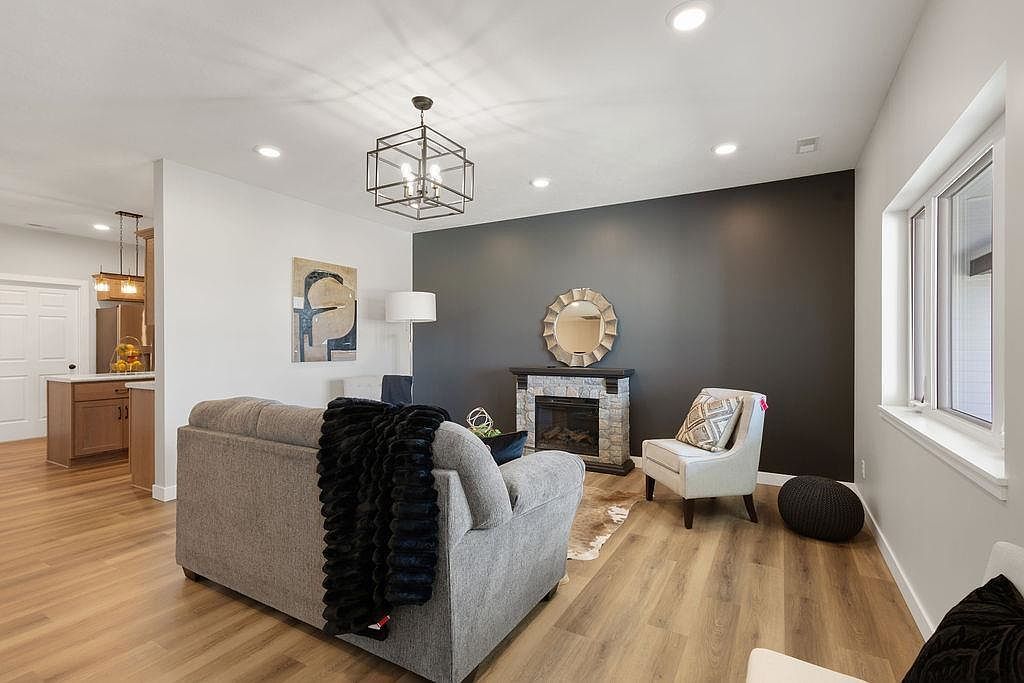 2663 48th Ave Columbus, NE 68601 - Thumbnail 4