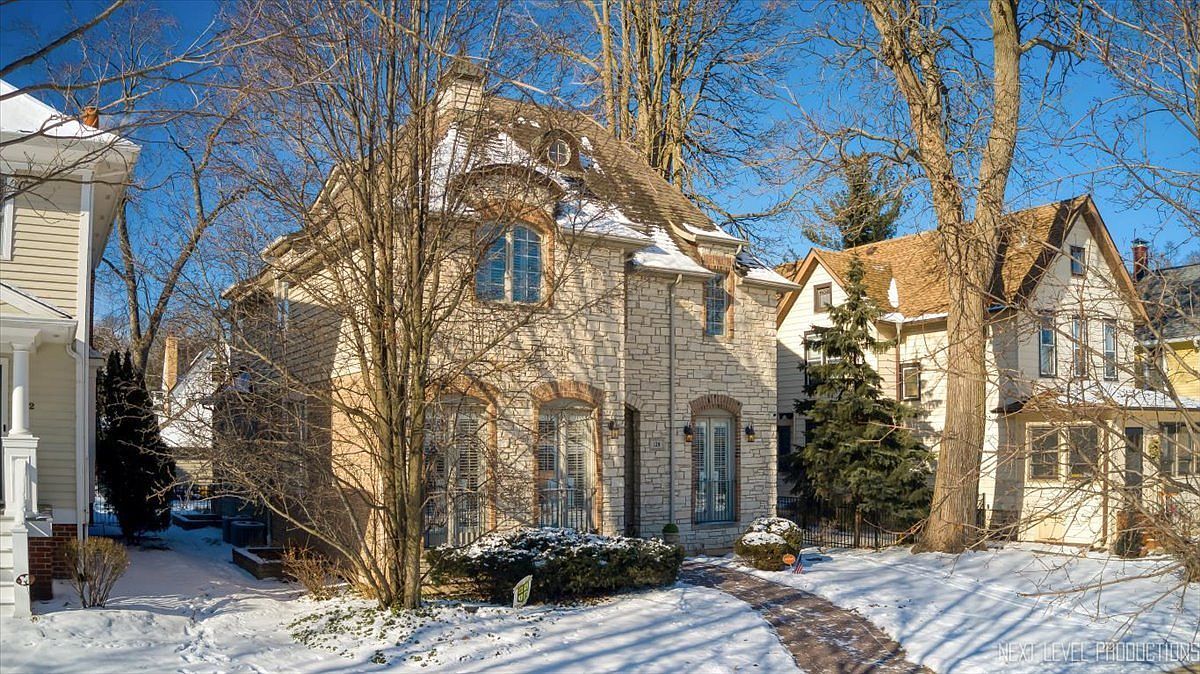 128 S Clay St Hinsdale, IL 60521 - Thumbnail 4