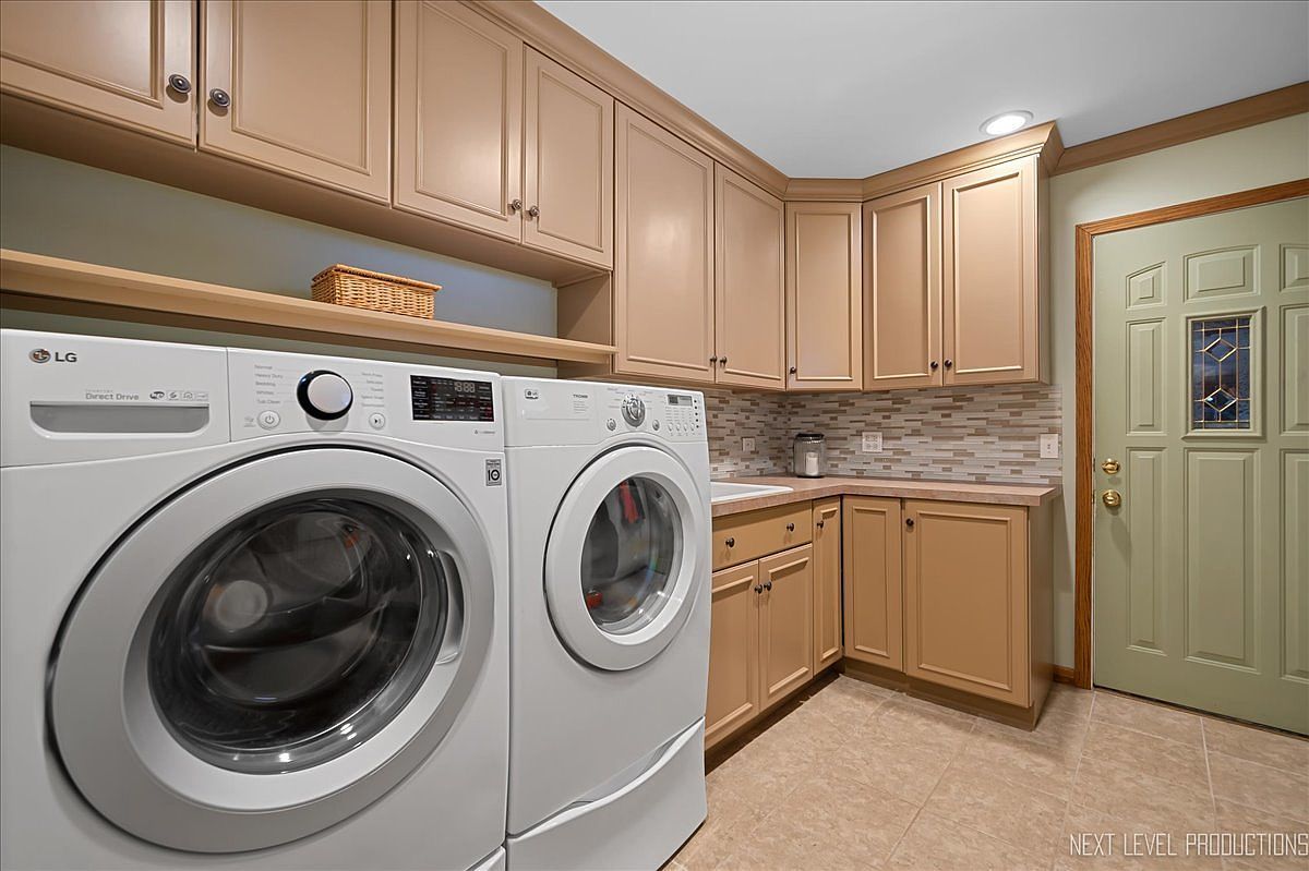 (undisclosed Address) Geneva, IL 60134 - Thumbnail 4