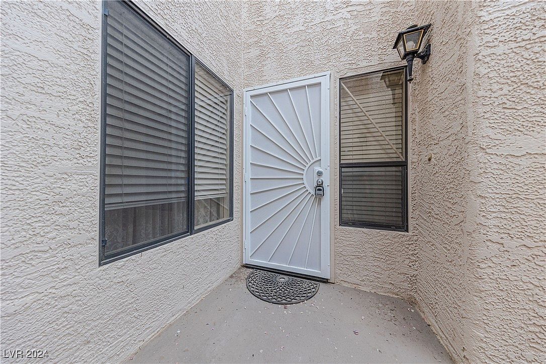 3859 Desert Marina Dr APT 257 Laughlin, NV 89029 - Thumbnail 4