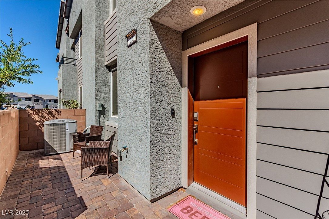 1521 Eva Crossing Pl Henderson, NV 89002 - Thumbnail 4