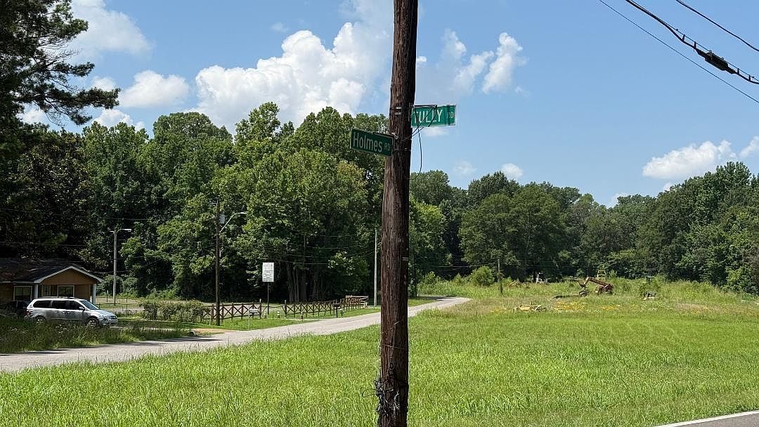 5137 Tully Rd Memphis, TN 38109 - Thumbnail 4