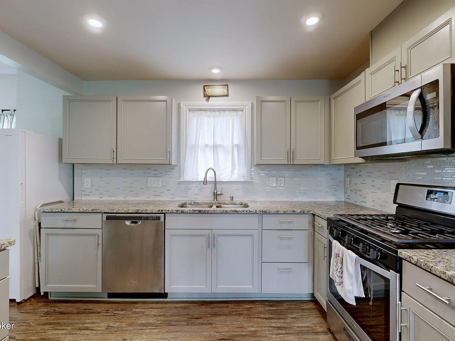 702 11th St Carrollton, KY 41008 - Thumbnail 4