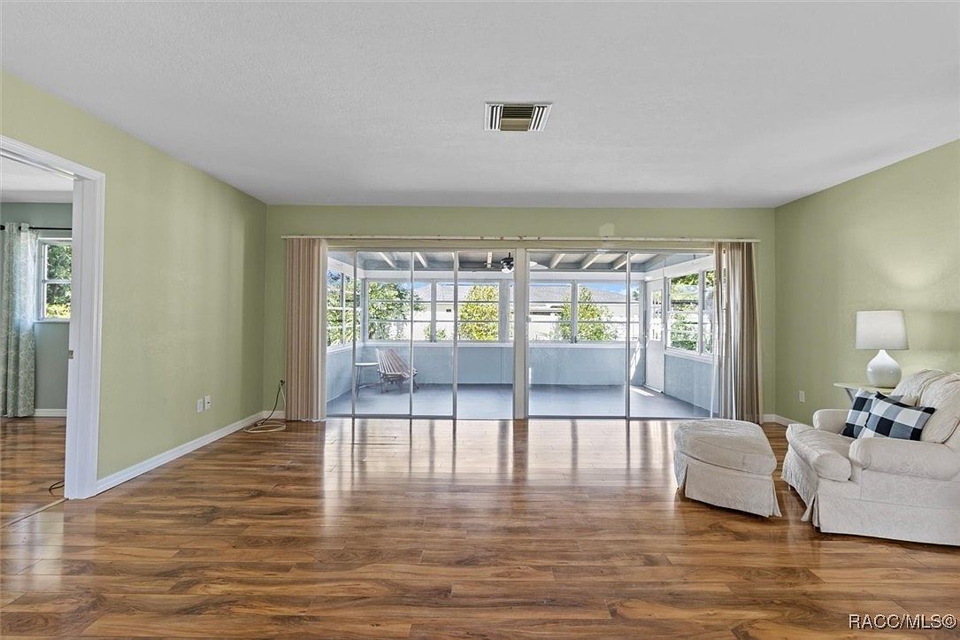 9201 N Lennox Ter Citrus Springs, FL 34434 - Thumbnail 4