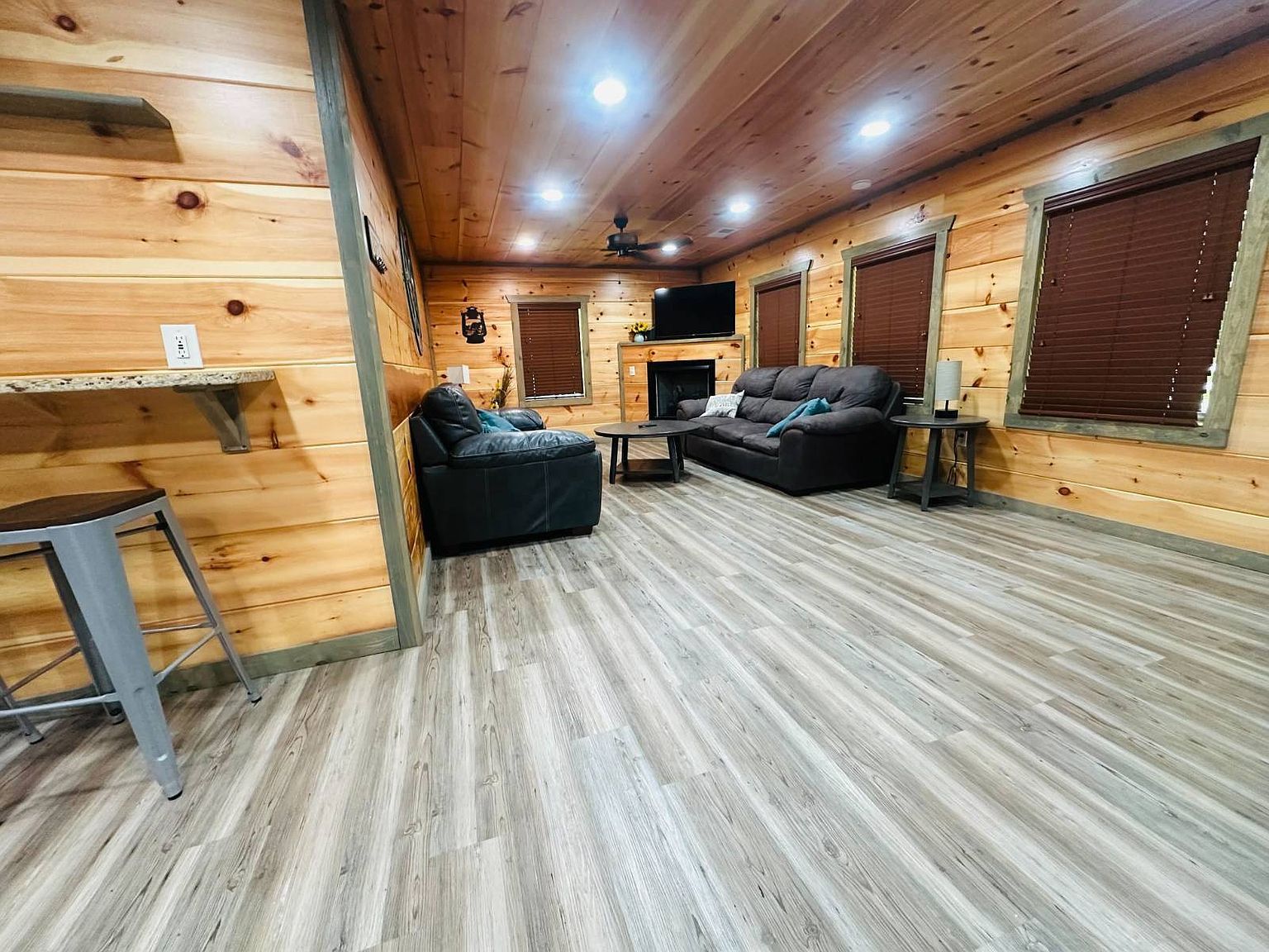 903 Johns Branch Rd Gatlinburg, TN 37738 - Thumbnail 4