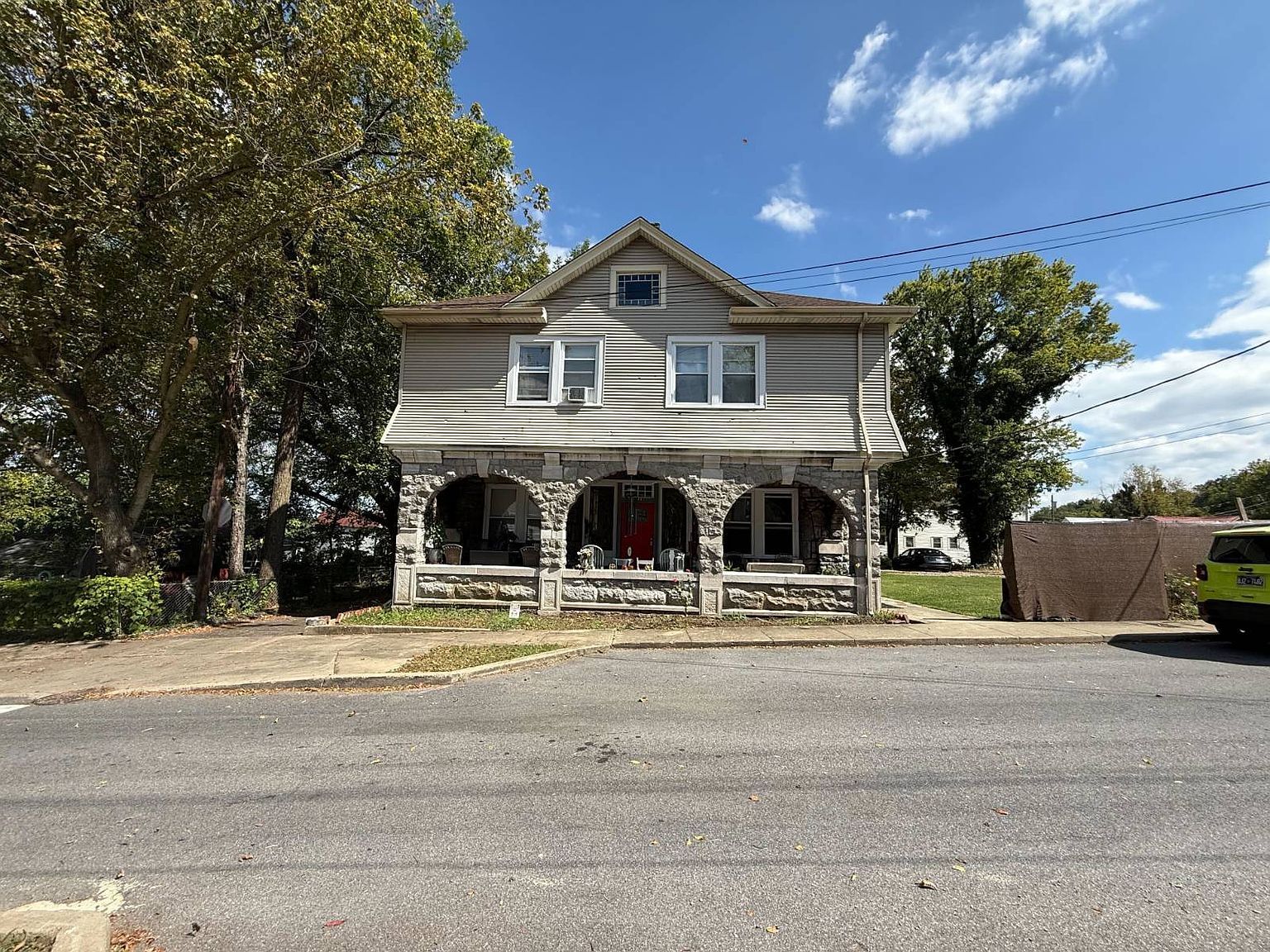 311 12th St Bristol, TN 37620 - Thumbnail 4